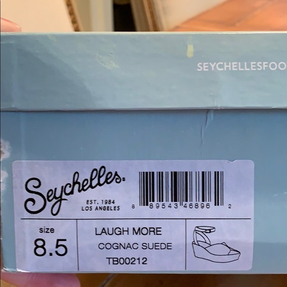 Laugh More style Seychelles wedge sandal - Picture 8 of 8